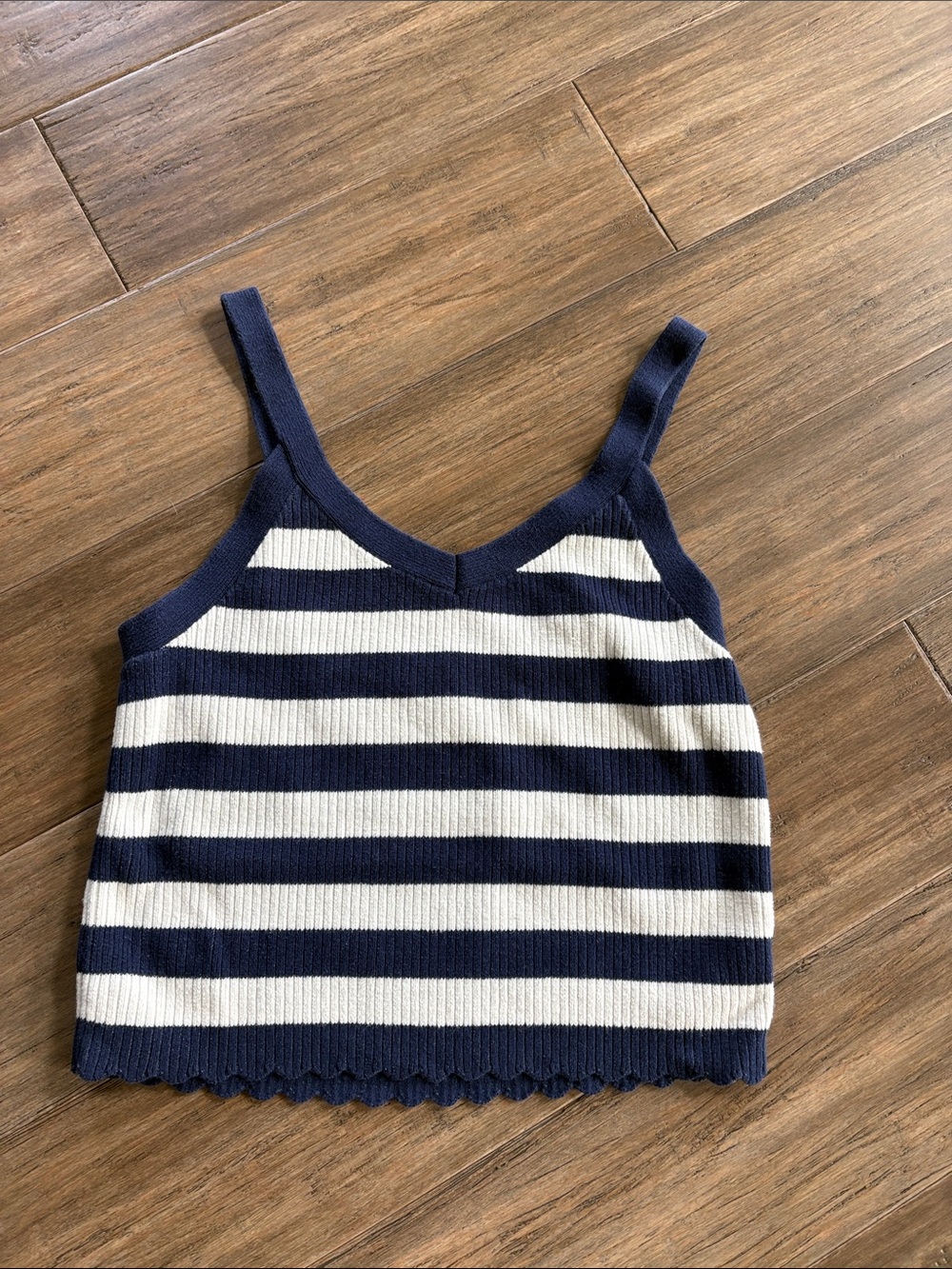 Universal Thread Navy & White Striped Knit Tank medium